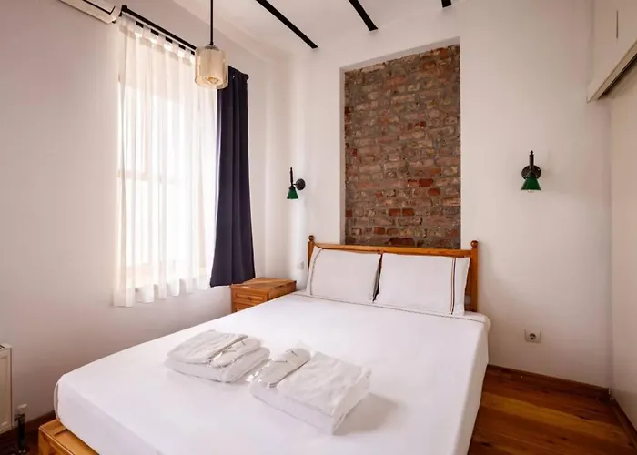 Apartment Charming 2bd2bath Galata Tower Unique Home! #409 Istanbul