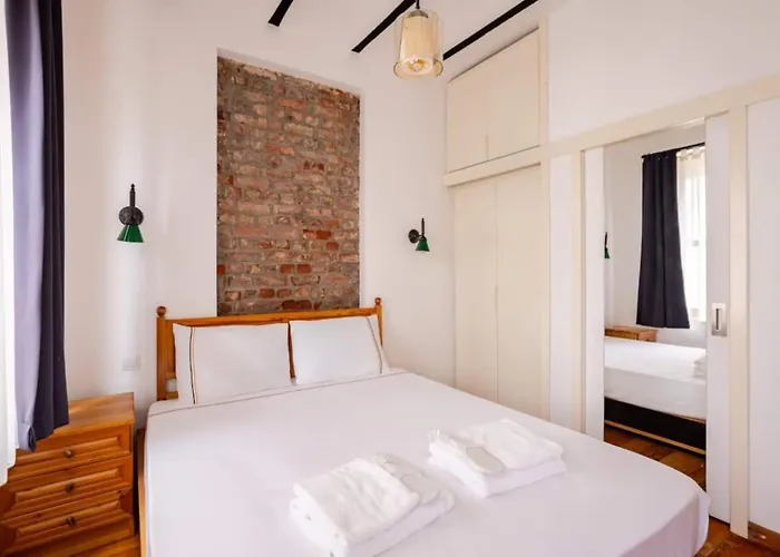 Charming 2bd2bath Galata Tower Unique Home! #409 Istanbulská provincie