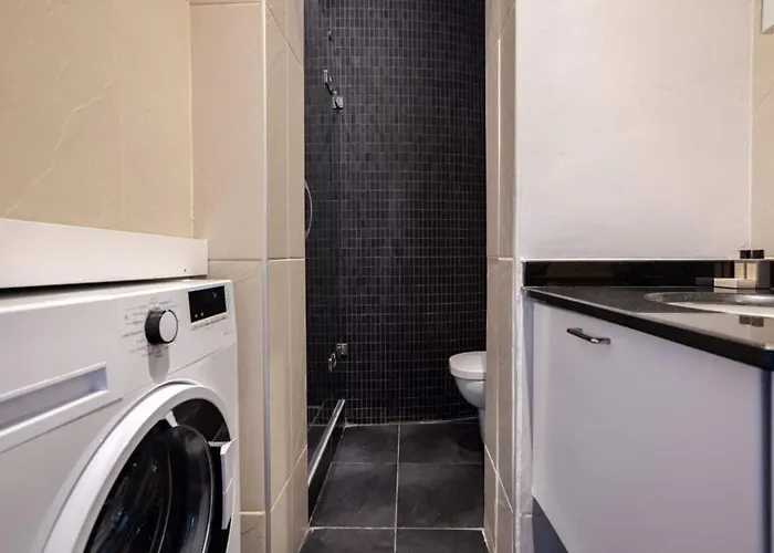 Charming 2bd2bath Galata Tower Unique Home! #409 Apartment Istanbul